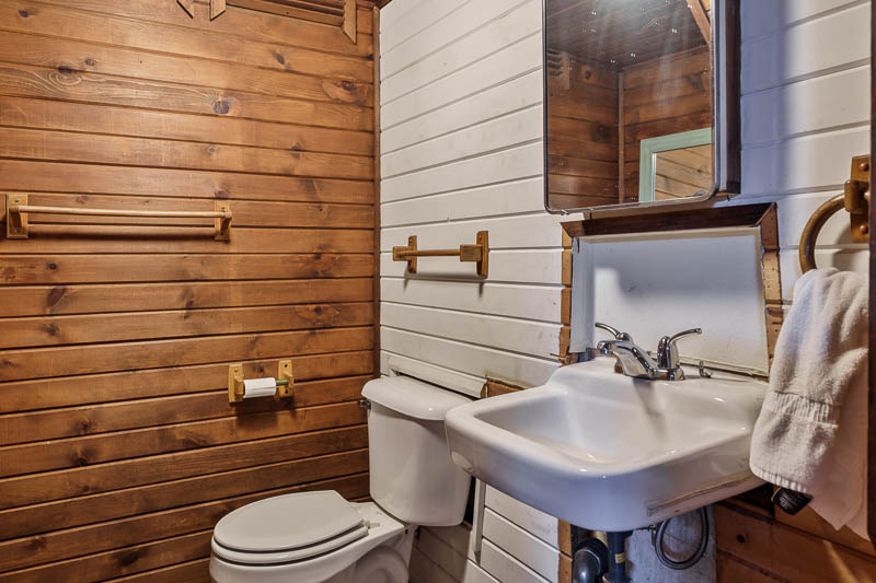 DSC00824-Edit-RE 800