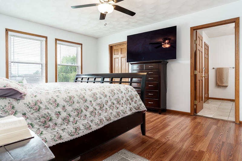 2957Vaugndale-31