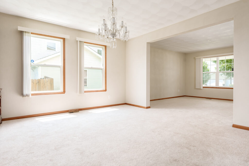 2987Vaughndale-18